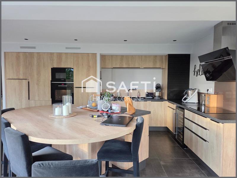 Maison - 147 m² - 7 pièces