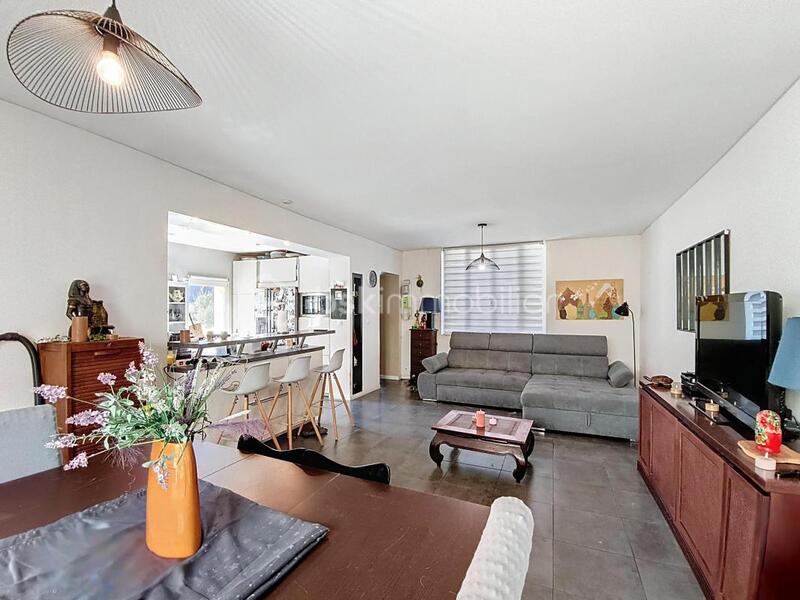 Maison - 101 m² - 5 pièces