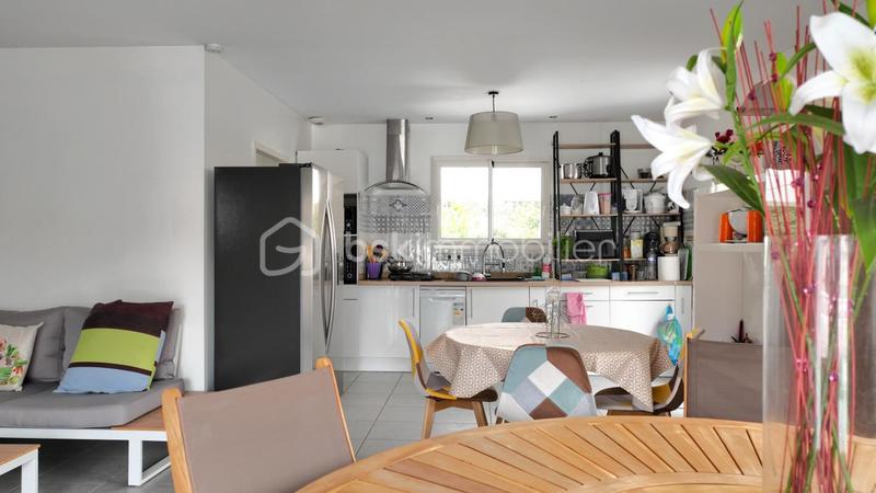 Maison - 105 m² - 5 pièces