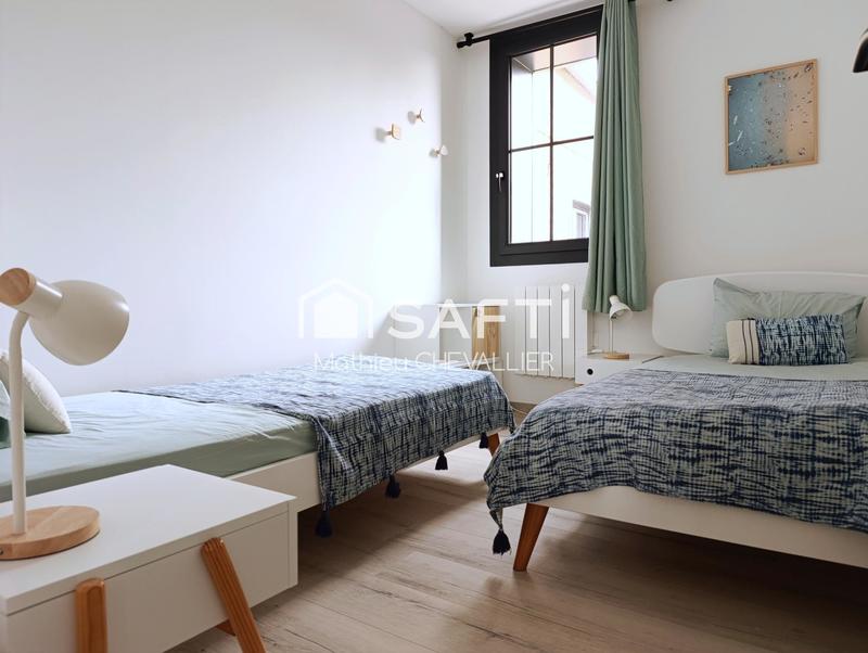 Maison - 254 m² - 11 pièces