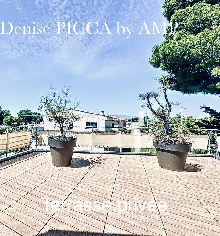 Propriété - 180 m² - 5 pièces