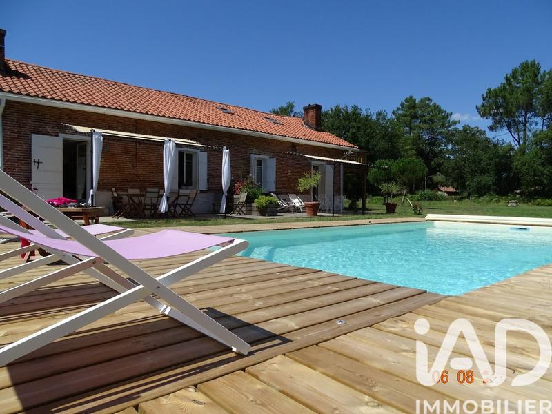 Maison de campagne - 250 m² - 7 pièces