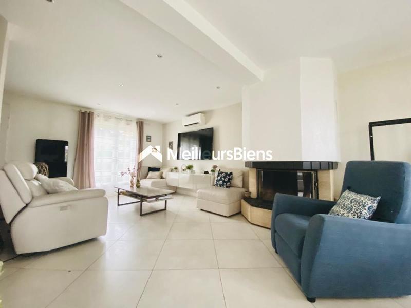 Maison - 117 m² - 6 pièces