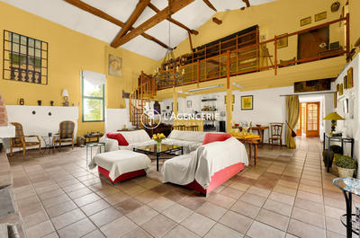 Ferme - 455 m² - 9 pièces