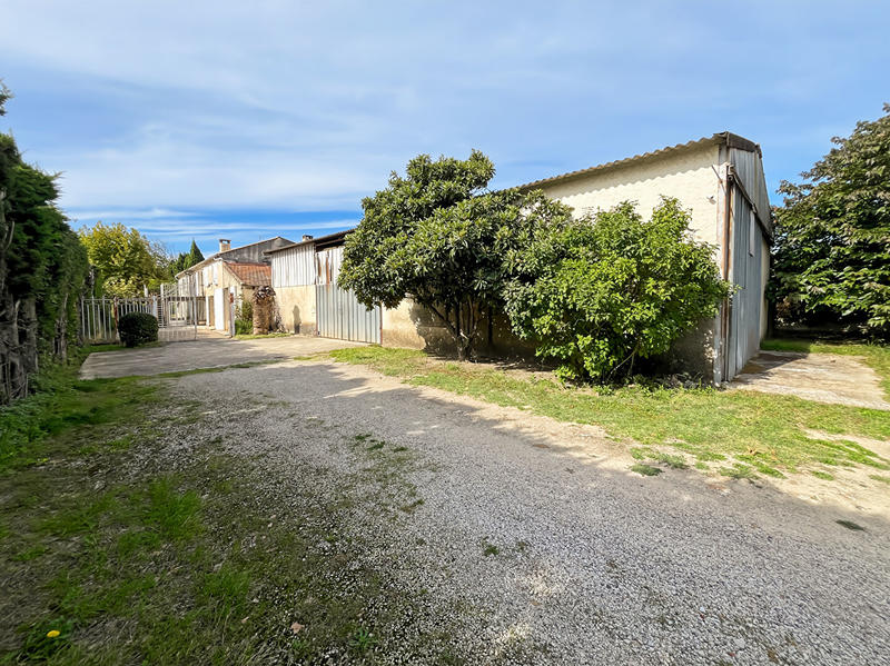 Maison - 370 m² - 8 pièces