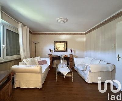 Maison - 127 m² - 7 pièces