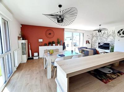 Duplex - 83 m² - 4 pièces