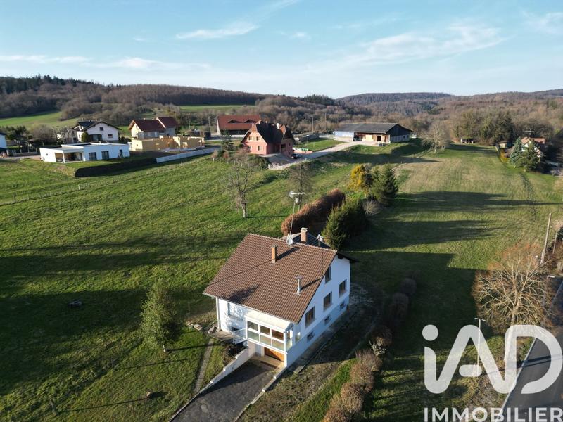 Maison - 121 m² - 6 pièces