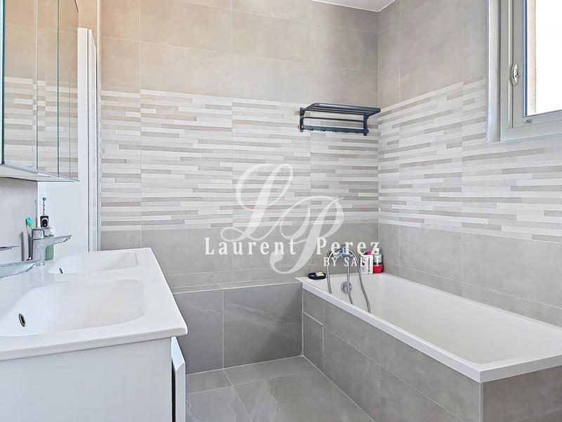 Appartement - 122 m² - 4 pièces