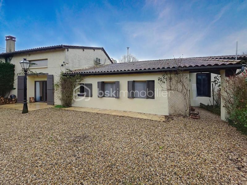 Propriété - 380 m² - 12 pièces