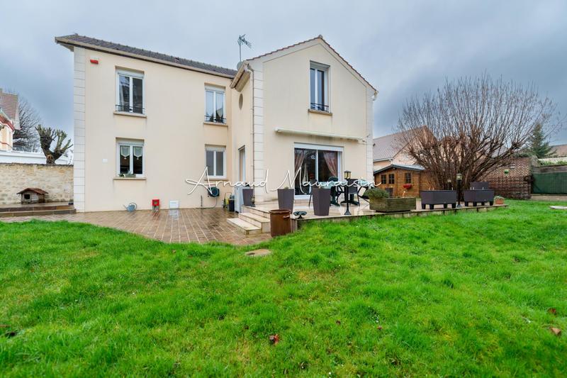 Maison - 100 m² - 4 pièces