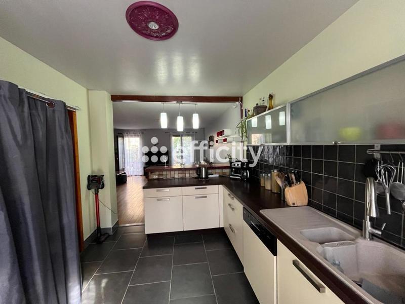 Pavillon - 90 m² - 4 pièces