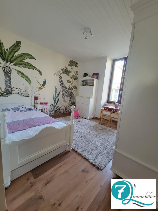 Appartement - 122 m² - 5 pièces