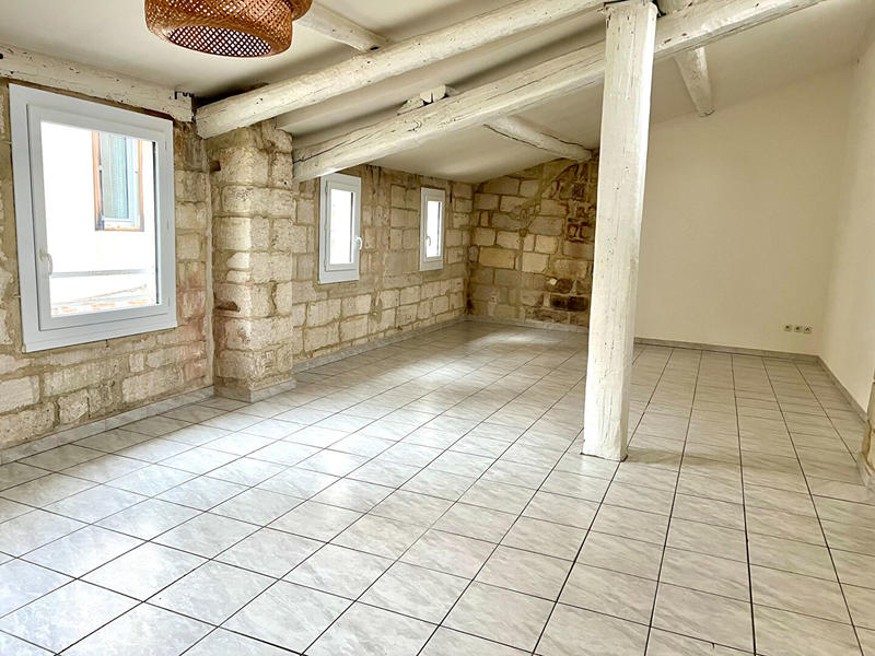 Appartement - 87 m² - 3 pièces