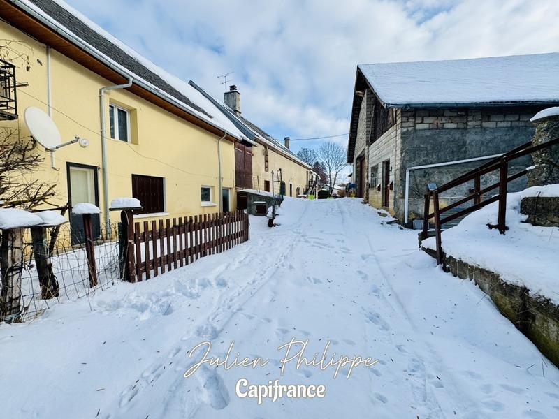 Maison - 96 m² - 5 pièces