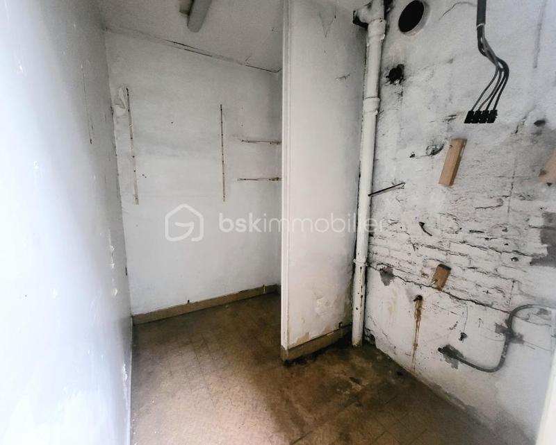 Local commercial - 90 m² - 4 pièces