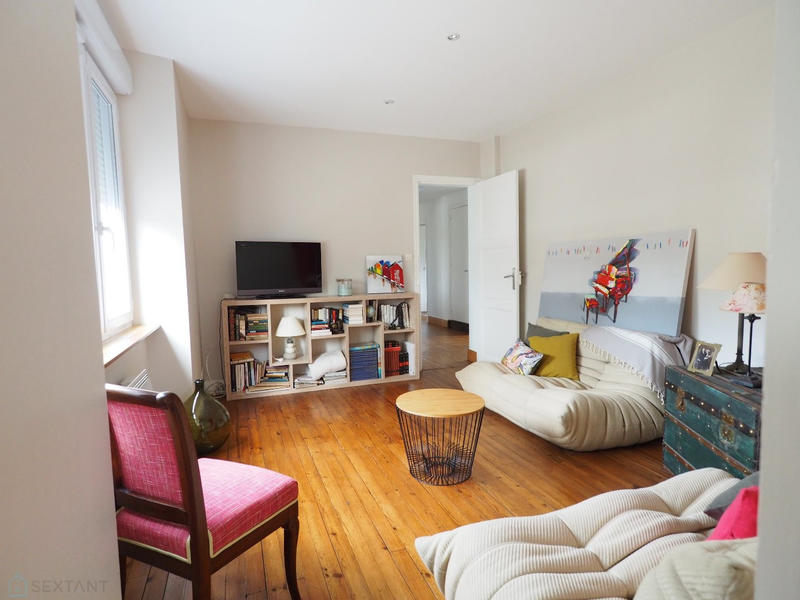 Maison - 174 m² - 7 pièces