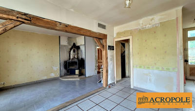 Maison - 95 m² - 5 pièces