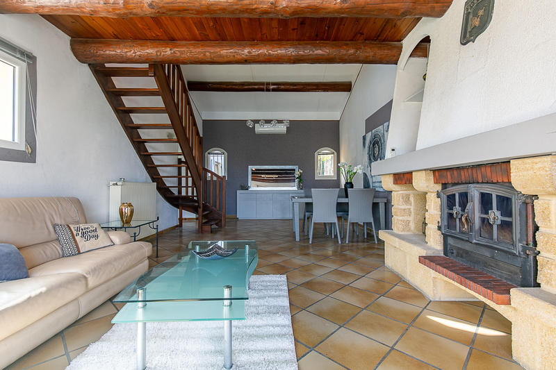 Maison - 137 m² - 4 pièces