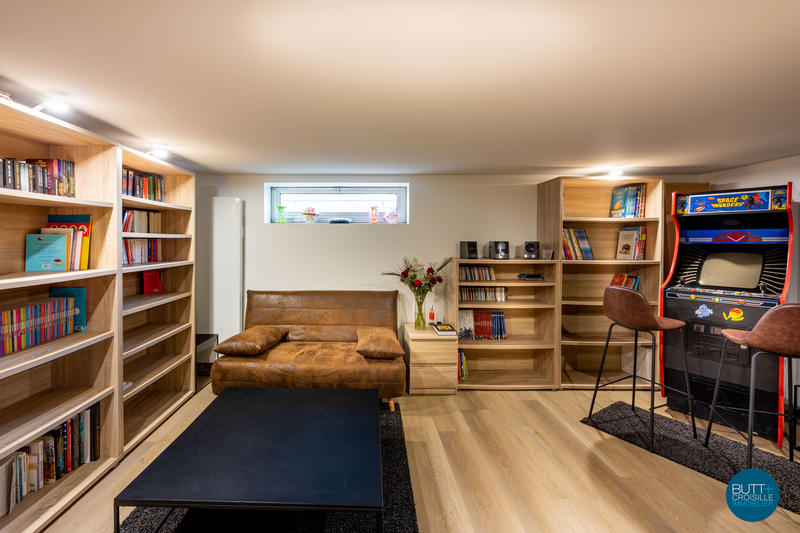 Maison - 180 m² - 8 pièces