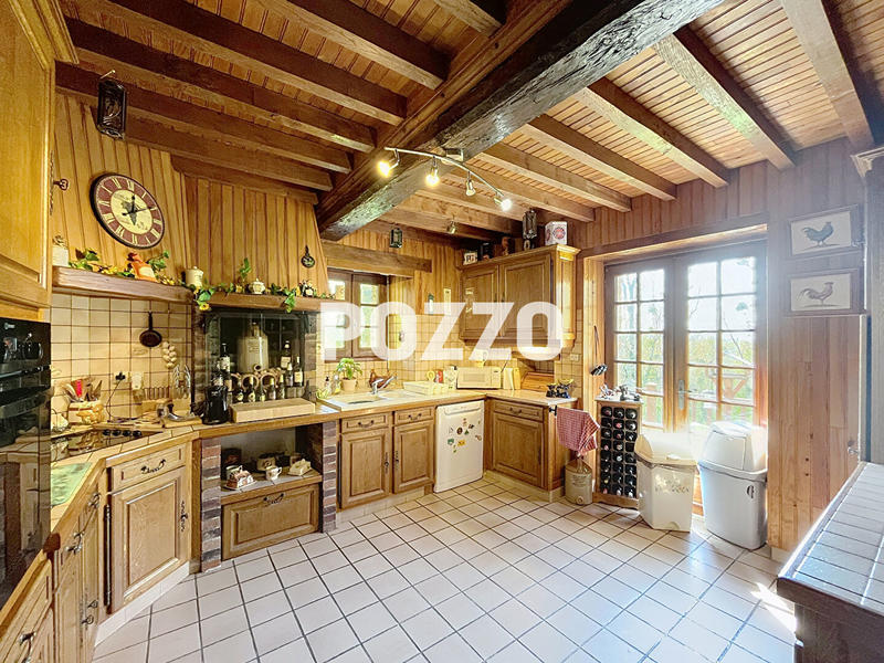 Maison - 190 m² - 8 pièces