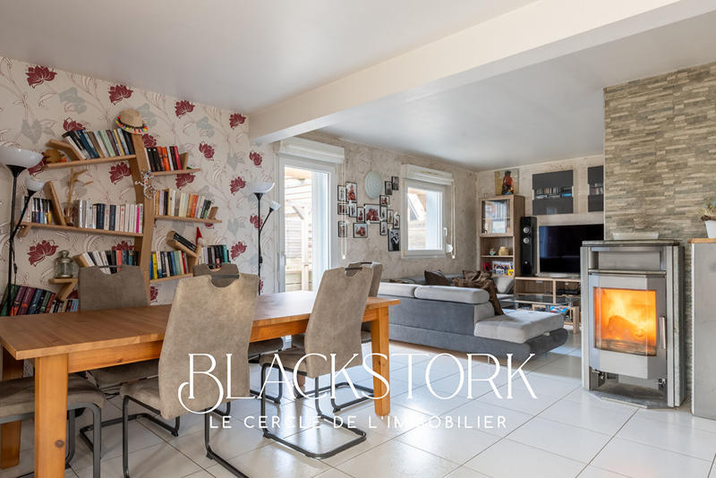 Maison - 110 m² - 5 pièces