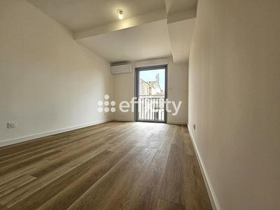 Appartement - 78 m² - 3 pièces