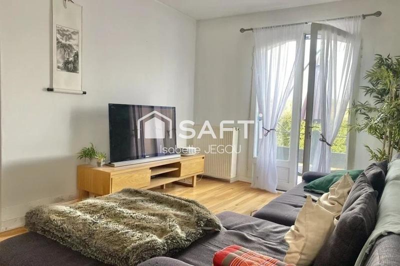 Villa - 329 m² - 9 pièces