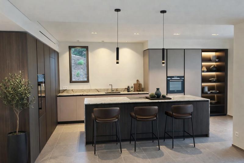 Maison - 209 m² - 6 pièces