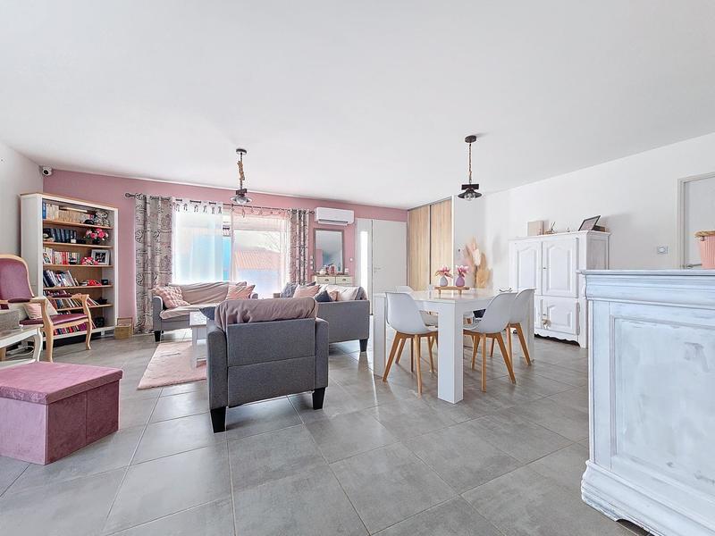 Maison - 96 m² - 4 pièces