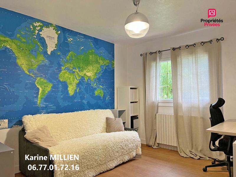 Maison - 182 m² - 7 pièces