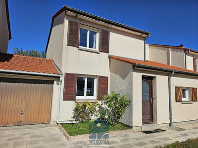 Maison - 102 m² - 5 pièces