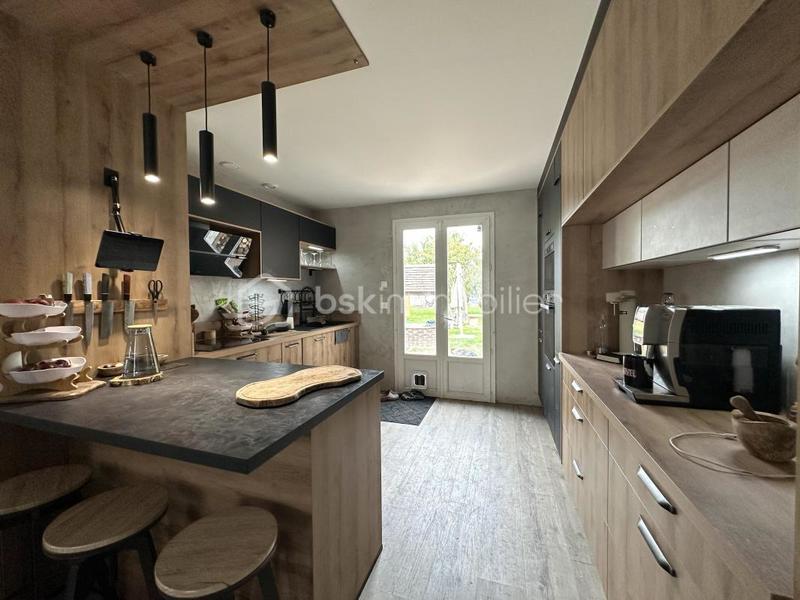 Maison - 150 m² - 7 pièces