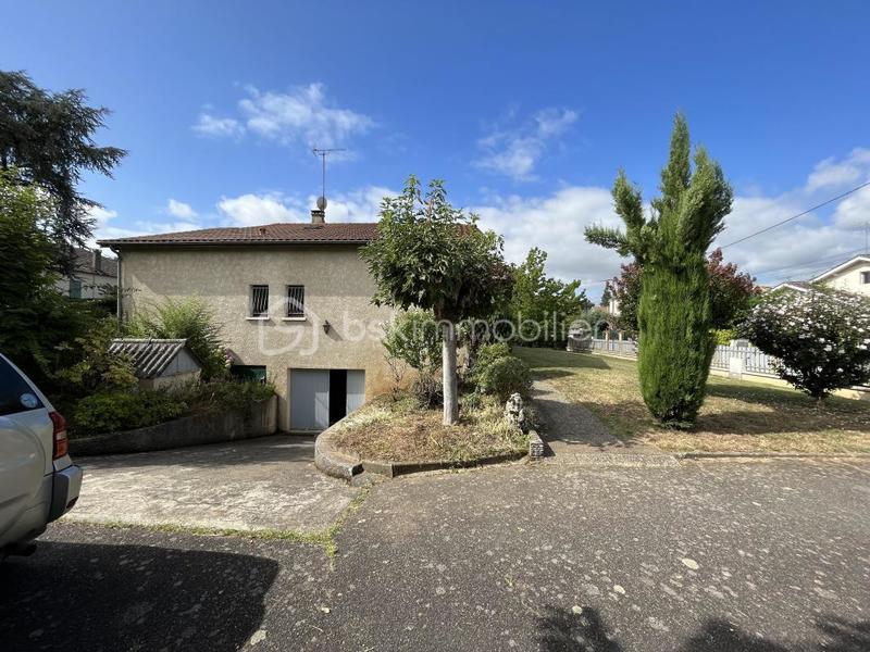 Demeure - 140 m² - 6 pièces