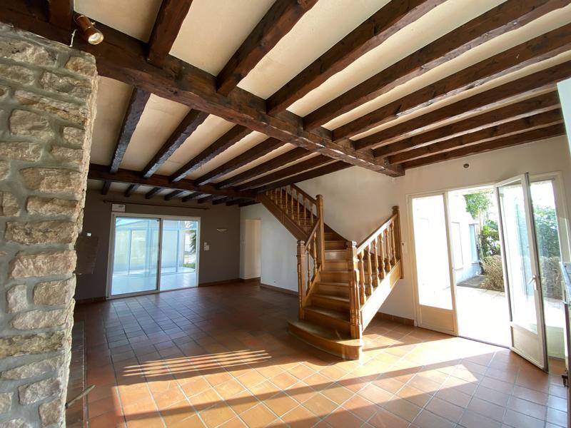 Maison - 175 m² - 10 pièces