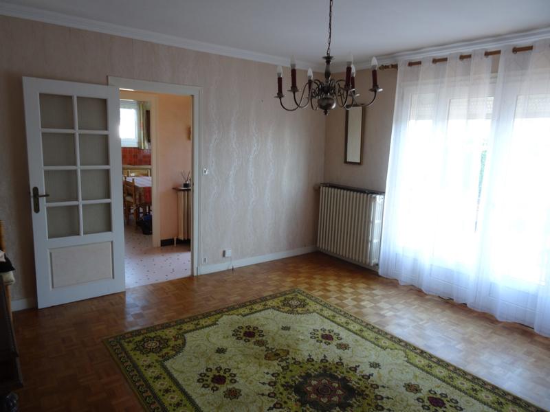 Maison - 118 m² - 8 pièces