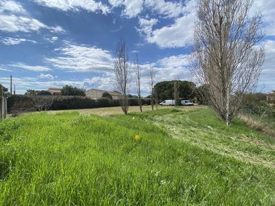 Terrain constructible - 658 m²