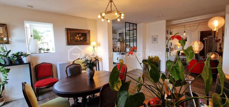 Maison jumelée - 160 m² - 4 pièces