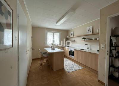 Maison - 75 m² - 5 pièces