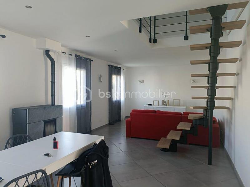 Maison - 120 m² - 5 pièces