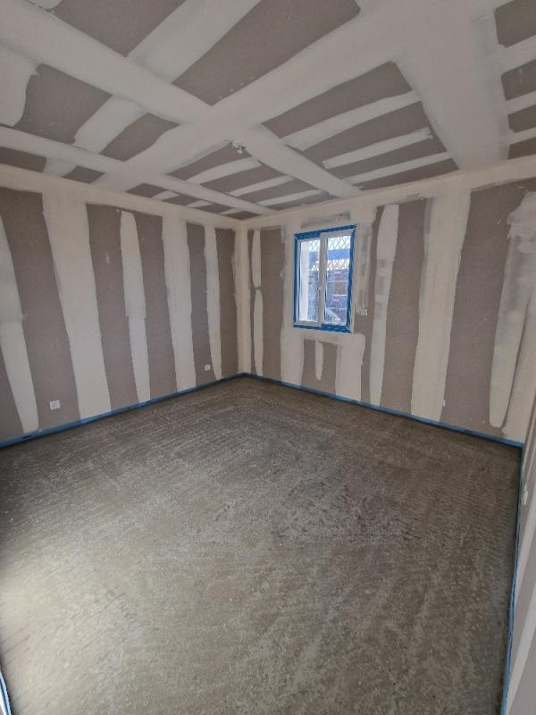 Maison - 99 m² - 6 pièces