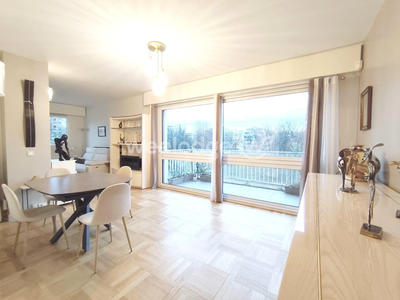 Appartement - 72 m² - 3 pièces