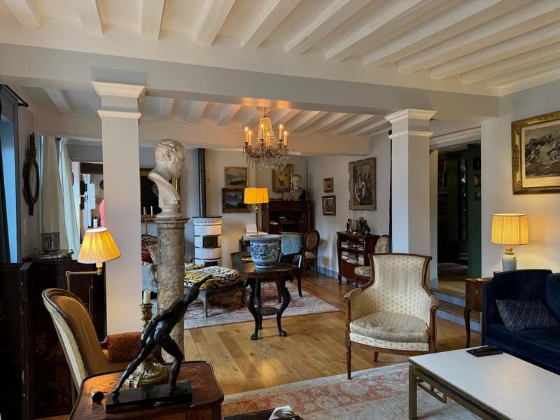 Maison - 180 m² - 6 pièces