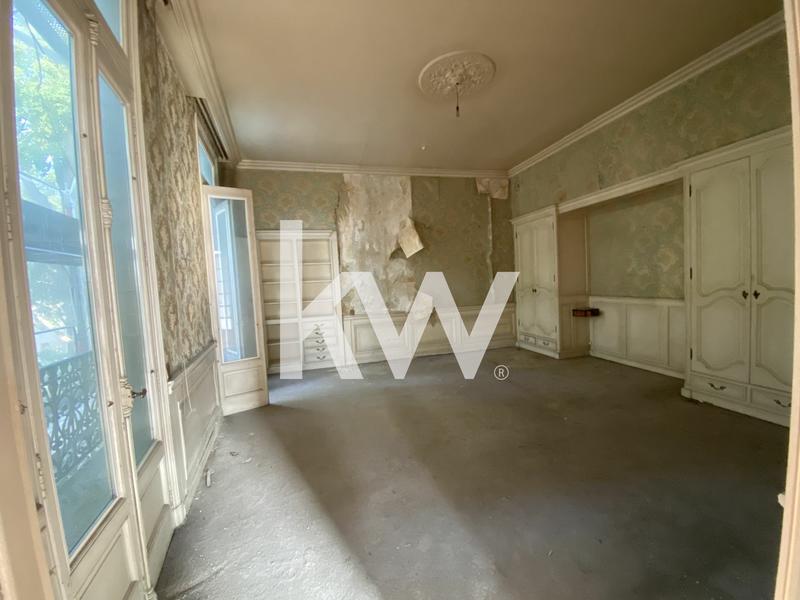 Appartement - 98 m² - 1 pièce