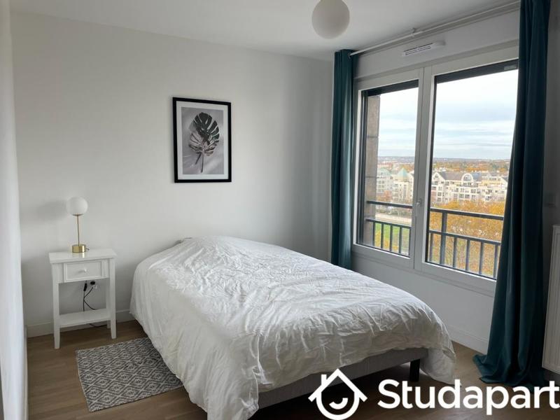 Chambre - 9 m² - 1 pièce