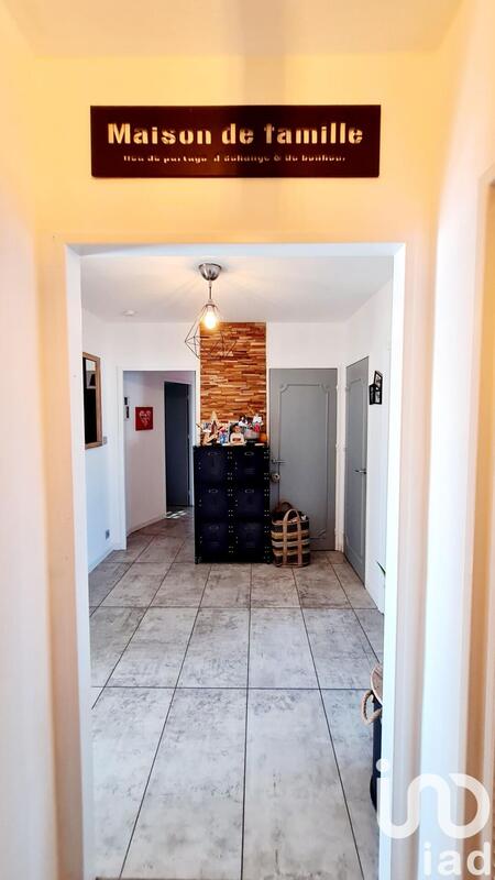 Appartement - 104 m² - 5 pièces