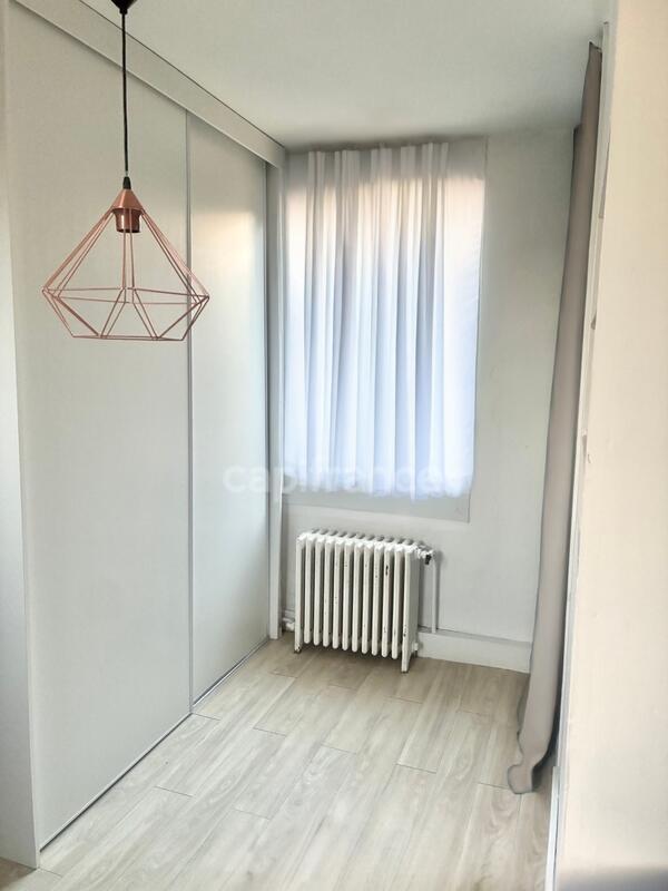 Maison - 100 m² - 6 pièces