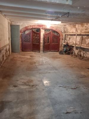 Maison - 220 m² - 3 pièces