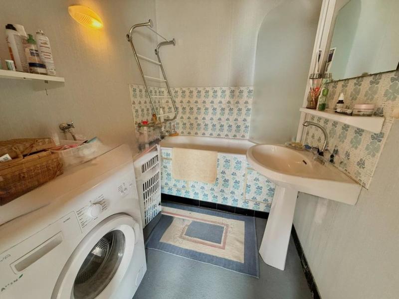 Villa - 177 m² - 9 pièces