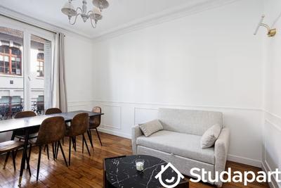 Chambre - 15 m² - 1 pièce